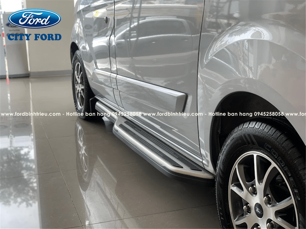 ford_tourneo_titanium_2021_ngoai_that_10