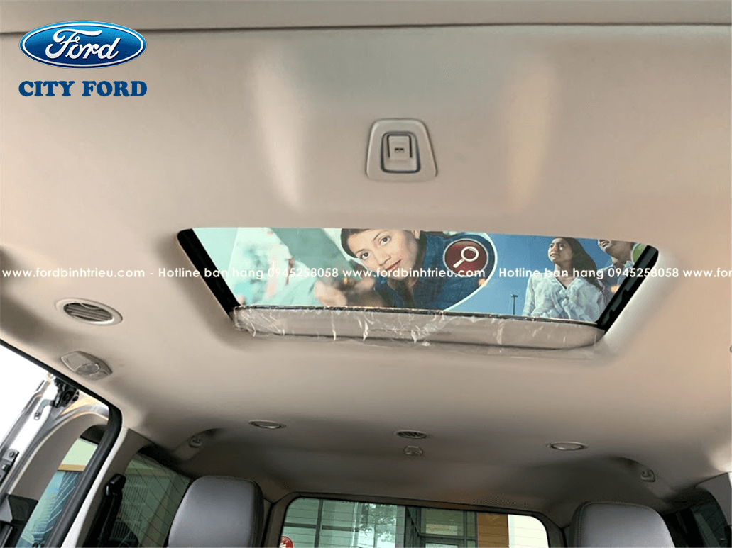 ford_tourneo_titanium_2021_noi_that_8
