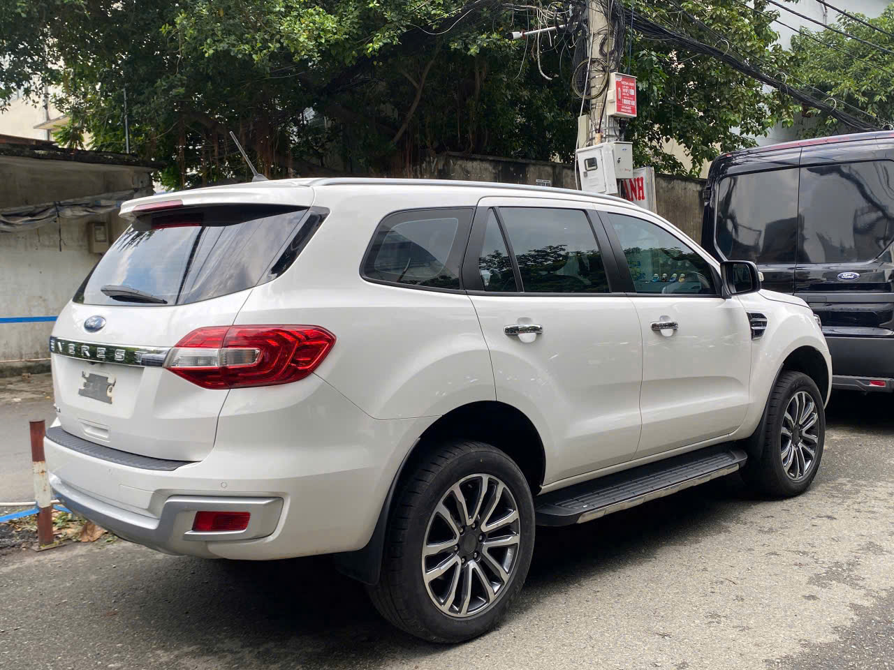 ford_everest_titanium_1_cau_2022_xe_ford_cu_chinh_hang_5