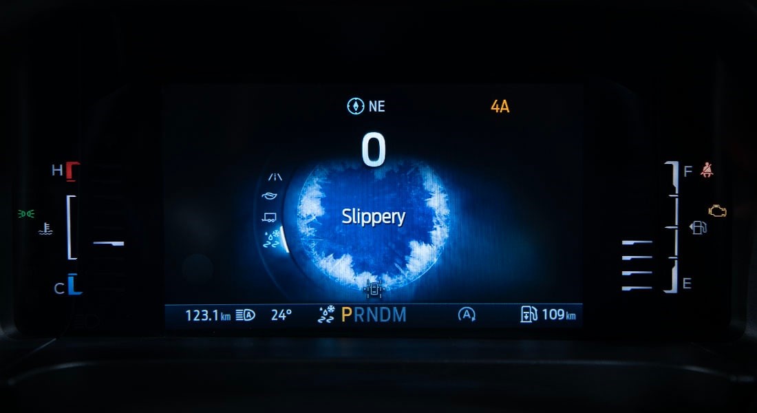 gia_xe_everest_2025_cong_nghe_fordbinhtrieu_6