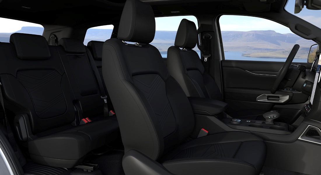 gia_xe_everest_2025_thiet_ke_fordbinhtrieu_7