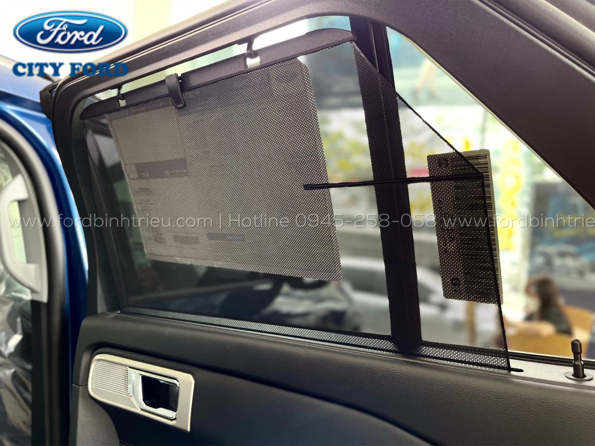 gia_xe_ford_explorer_2025_noi_that_3