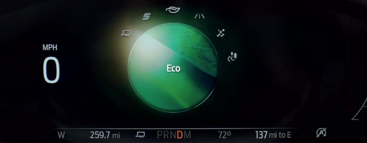 gia_xe_ford_explorer_2025_19