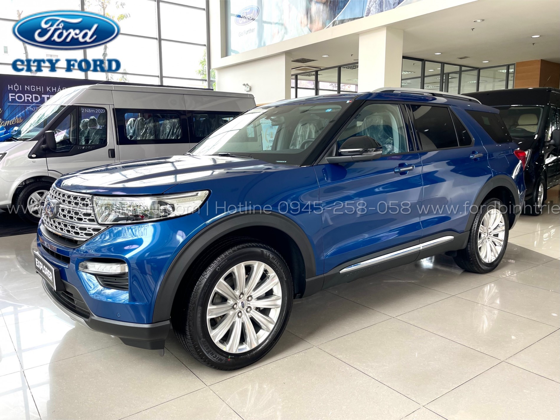 gia_xe_ford_explorer_2025_ngoai_that_17