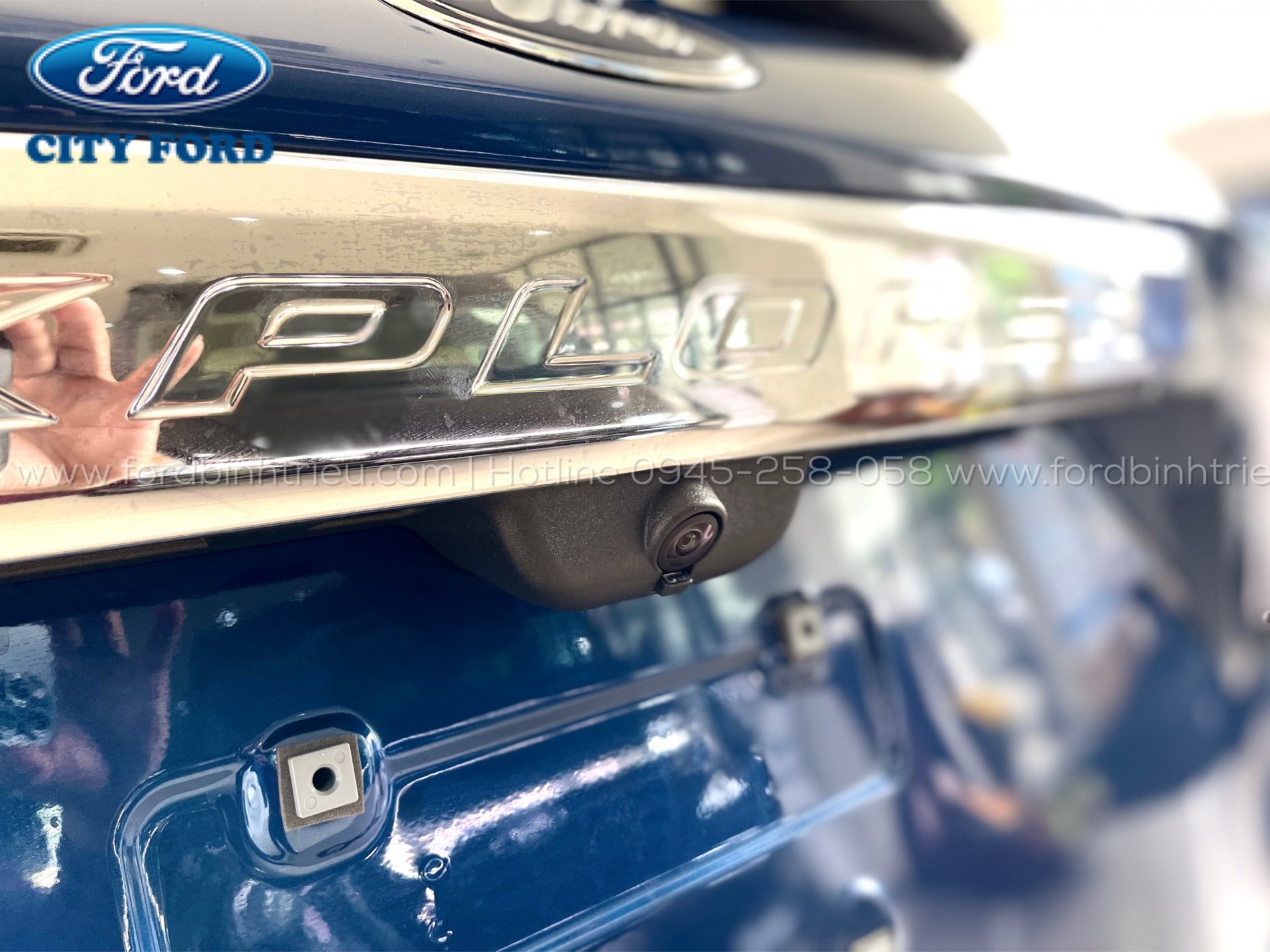 gia_xe_ford_explorer_2025_ngoai_that_3