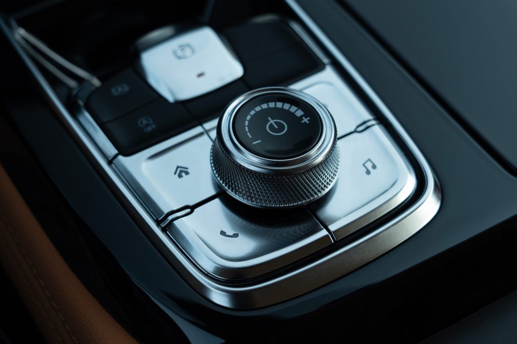 gia_xe_ford_territory_2025_facelift_hop_so_ford_binh_trieu